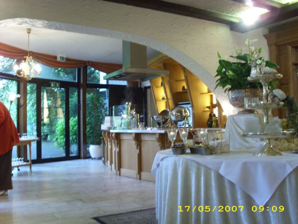 Frühstücksbuffet Waldhotel Tannenhäuschen