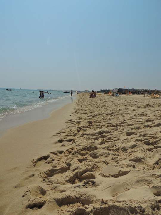 Feiner Sand Hotel Nesrine