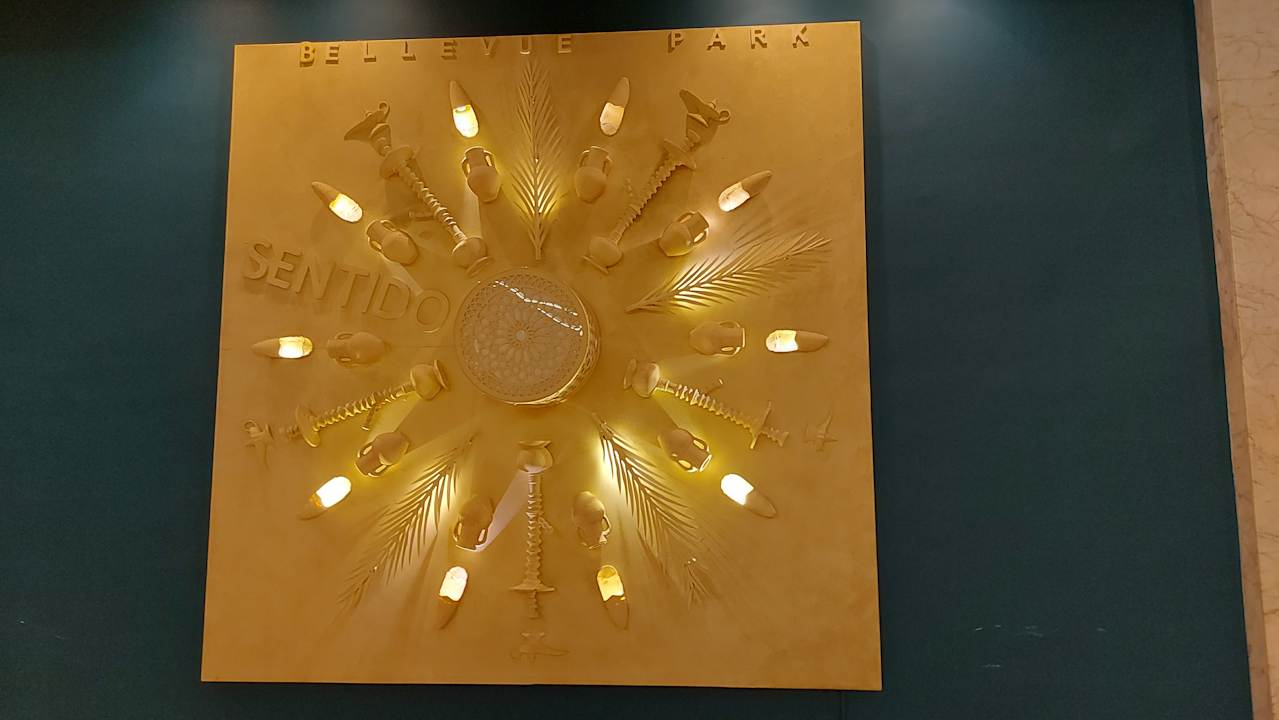 Lobby Sentido Bellevue Park