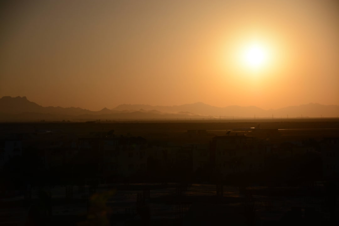 Sonnenuntergang Steigenberger Aqua Magic