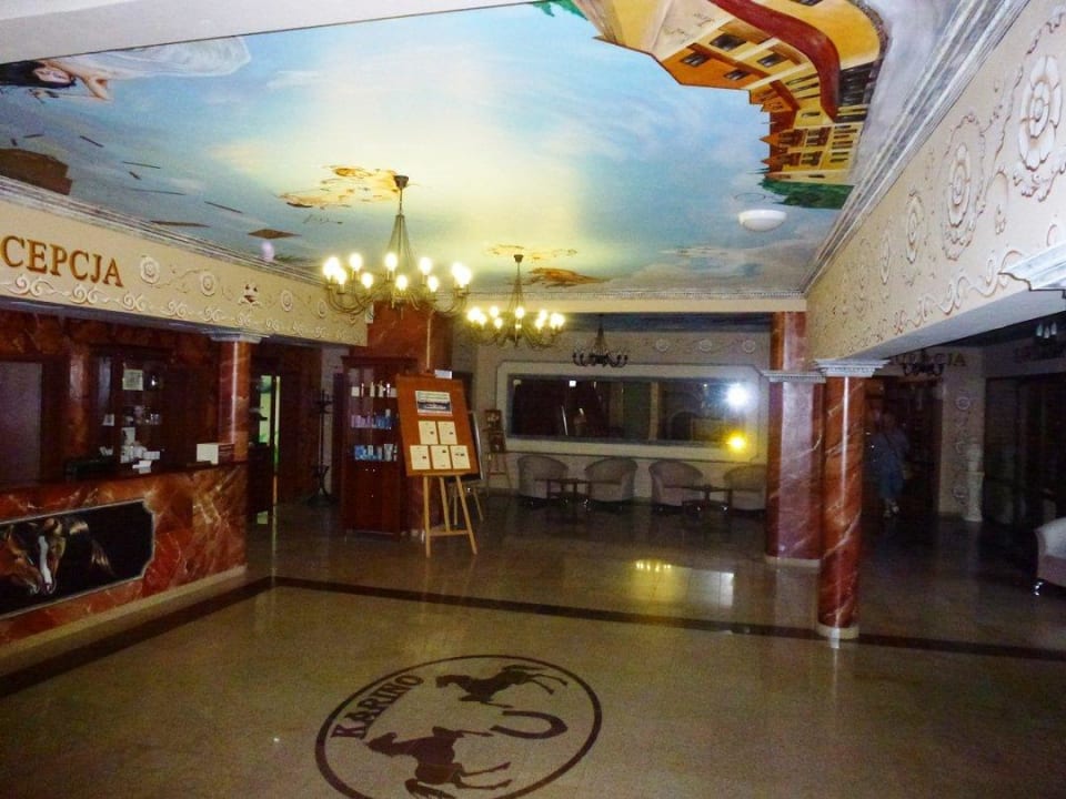 Lobby Hotel Karino Spa