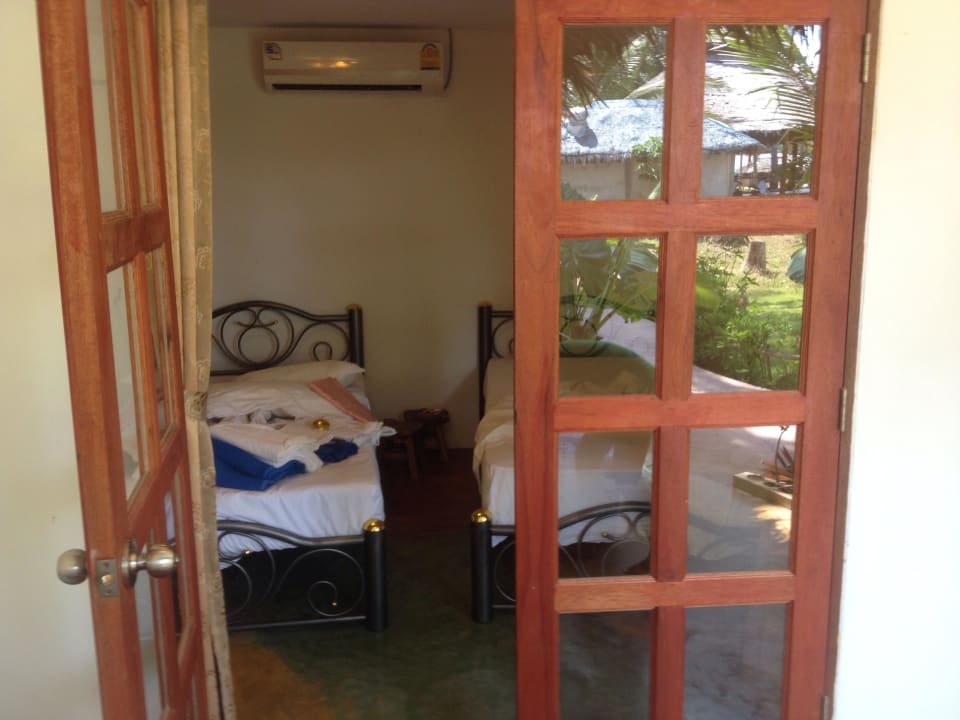 Yao Yai Resort- Bungalow Yao Yai Beach Resort