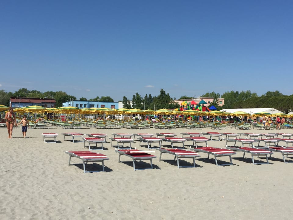 Strand Color Green Village Cesenatico