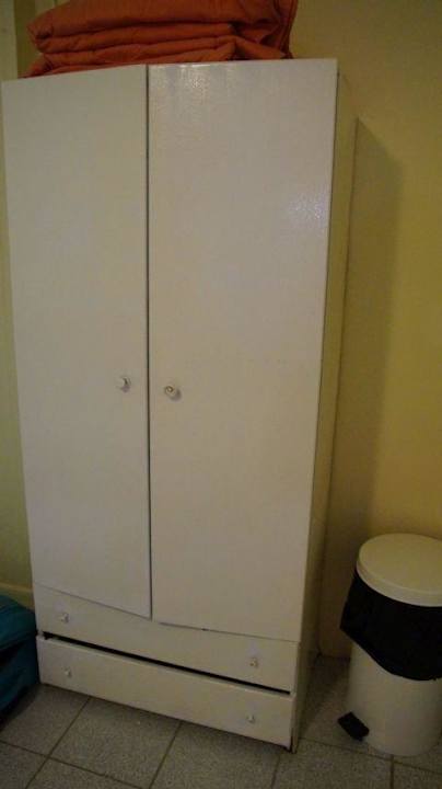 Szafa, okropna!  Hotel Turtle Beach