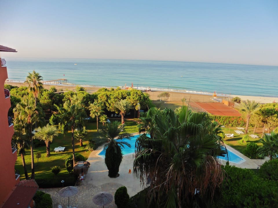 Blick aus unserem Balkon Club Turtas Beach Hotel