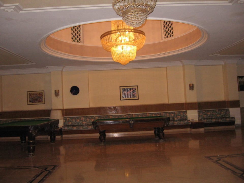 Billiard Salon Pickalbatros Alf Leila Wa Leila Resort - Neverland Hurghada
