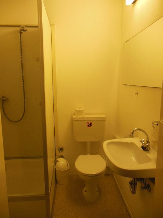 Dusche und WC für alle  Hotel Norddeutscher Hof