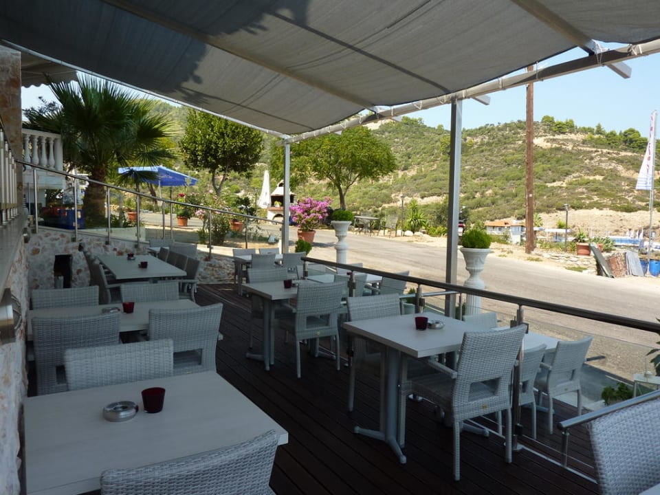 Der vordere Teil vom Restaurant Maistrali Hotel Maistrali