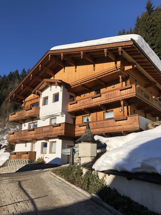 Außenansicht Gasthof Schulhaus