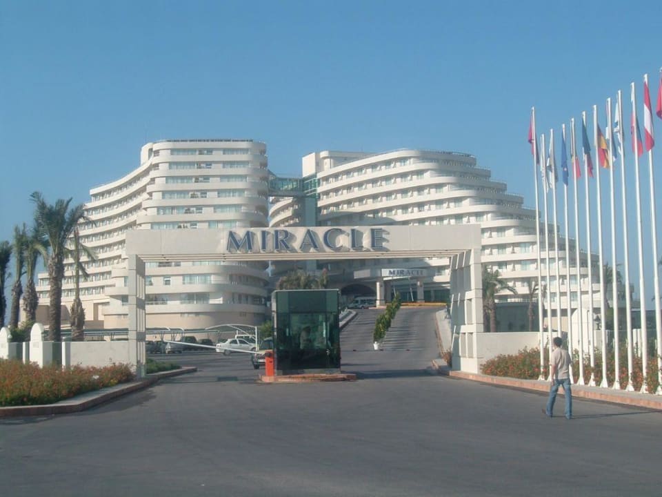 Miracle Hotel Miracle Resort