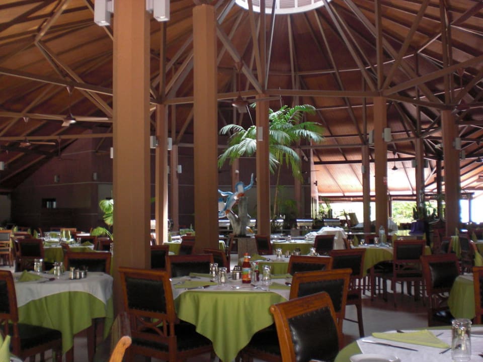 Restaurant Embudu Village