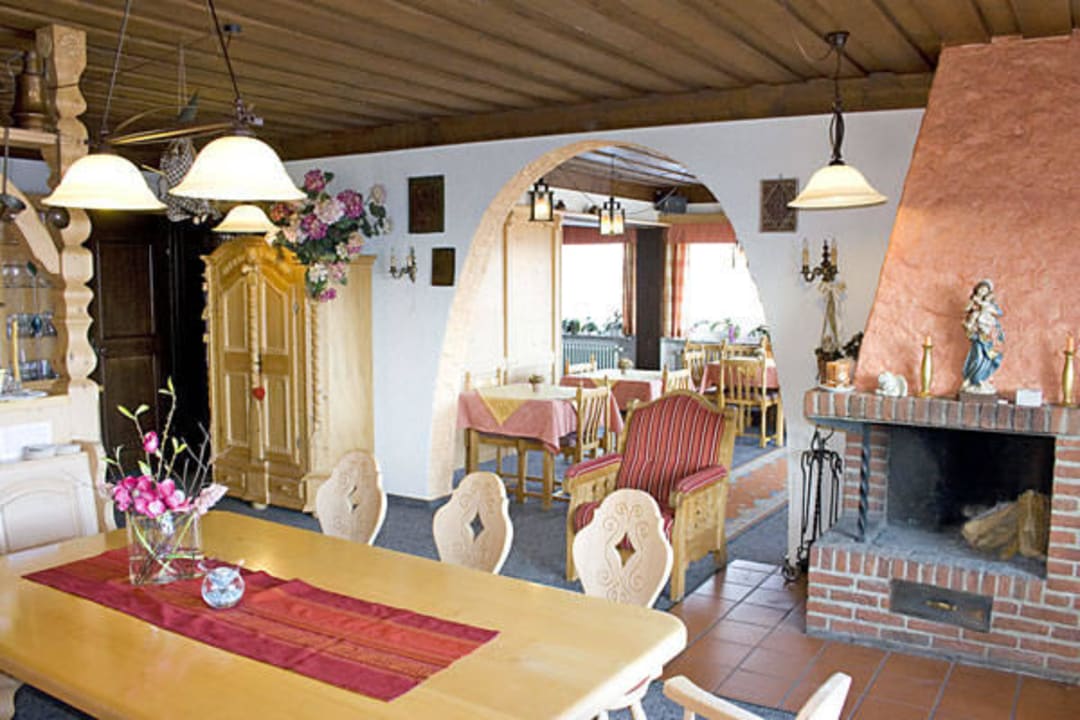 Bauernstube Pension Haus am Kadernberg