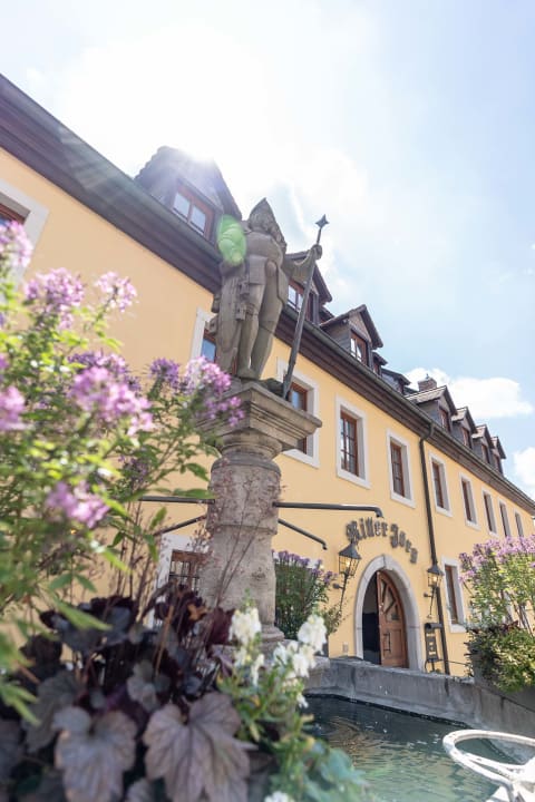 Außenansicht Hotel & Restaurant Ritter Jörg
