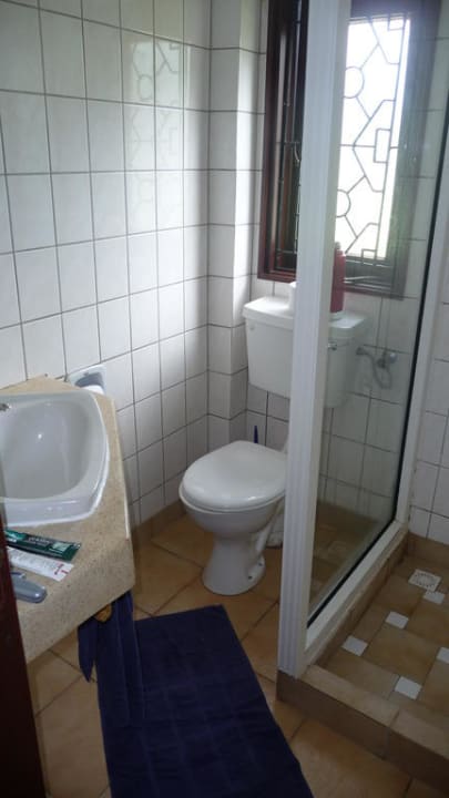 Platz für zwei Personen? Neptune Village Beach Resort & Spa