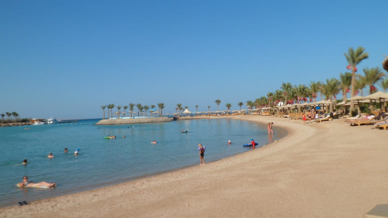 Strand Mirage Bay Resort & Aqua Park