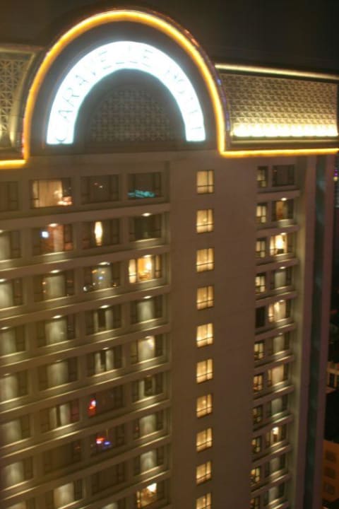Caracelle by Night Hotel Caravelle Saigon