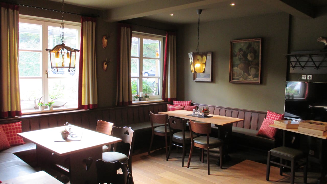 Gaststube mit Bar Hotel Rimberg