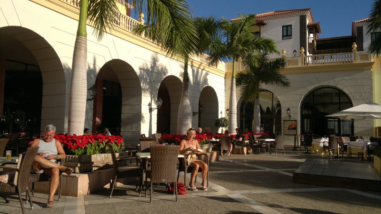 Terrasse der Lobby-Bar Bahia Principe Sunlight Costa Adeje
