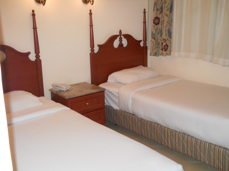 Geräumiges Familienzimmer mit 2 Räumen Titanic Beach Spa & Aqua Park
