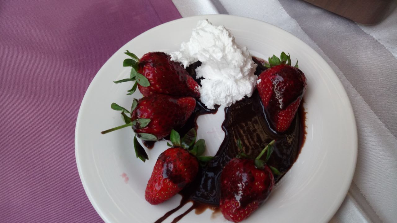 Gastro Well Palace Side