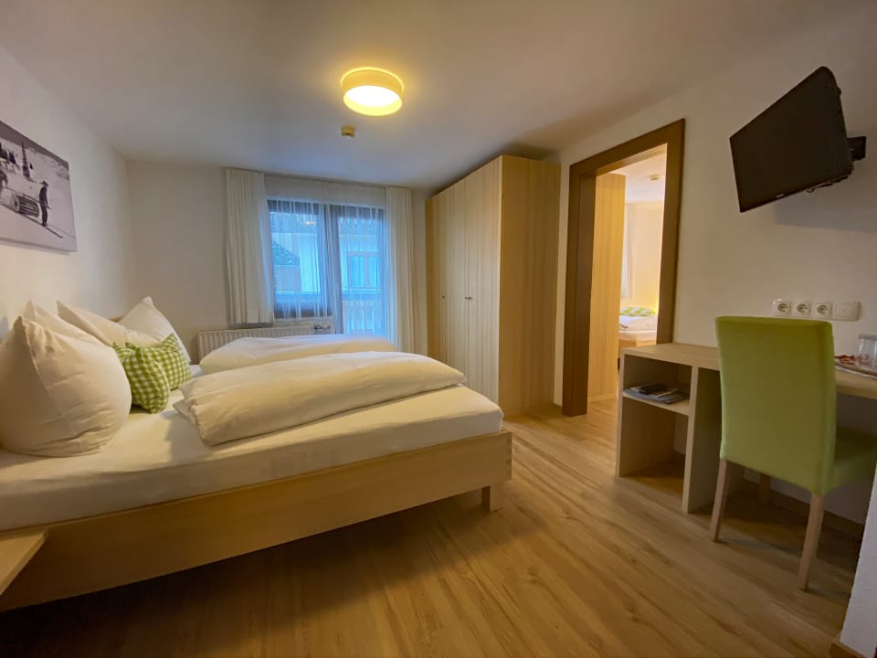 Zimmer Hotel Garni Enzian