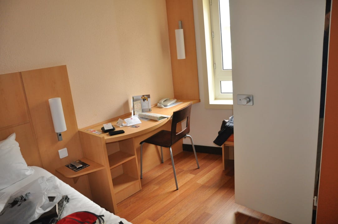 Schreibtisch Hotel Ibis Toulouse Centre