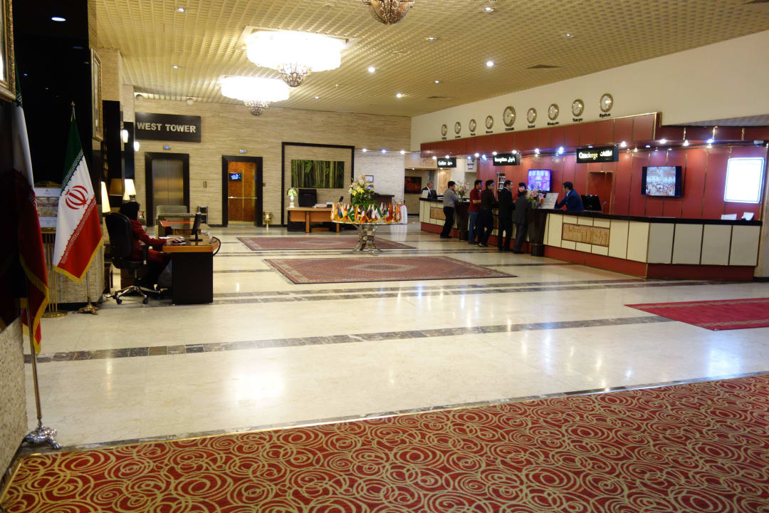 Lobby Parsian Esteghlal West Tower Hotel