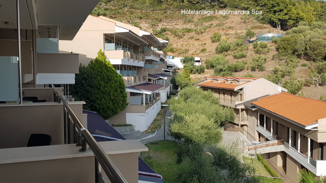 Außenansicht Lagomandra Hotel & Spa