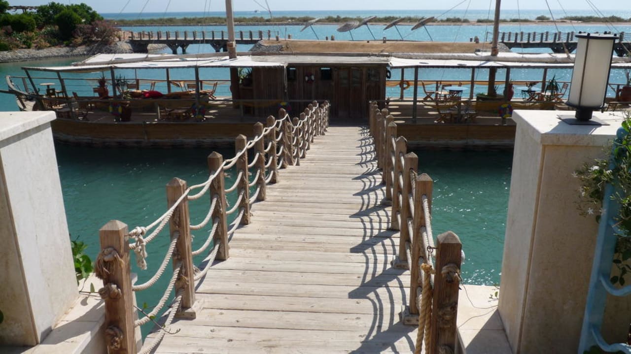 Boots Bar Sheraton Miramar Resort El Gouna