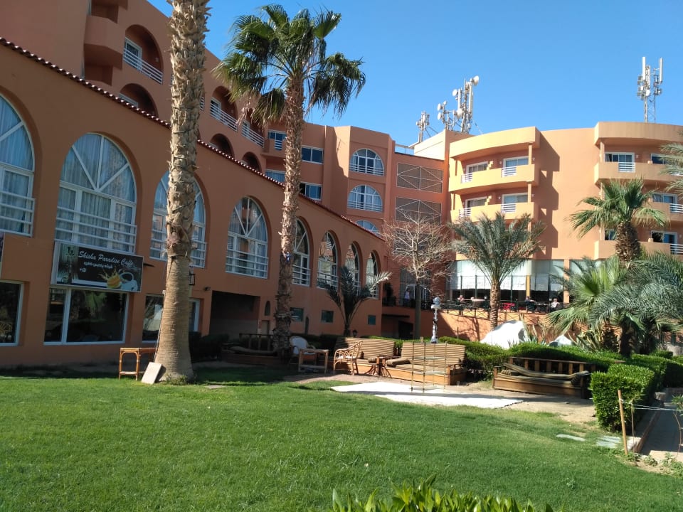 Hauptgebäude Golden Beach Resort