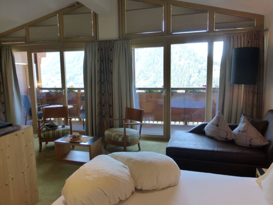 Breite Glasfront Hotel Jerzner Hof