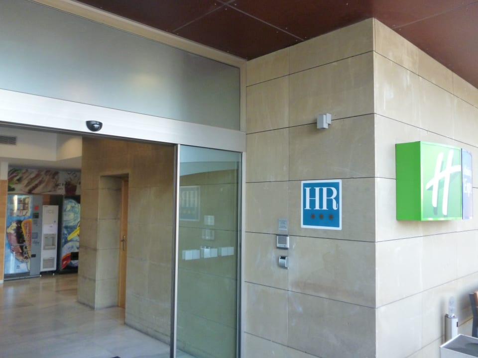 Wejście Holiday Inn Express Valencia Bonaire