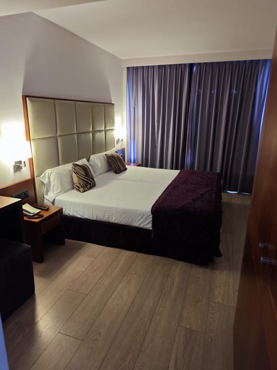 Zimmer Protur Turo Pins Hotel
