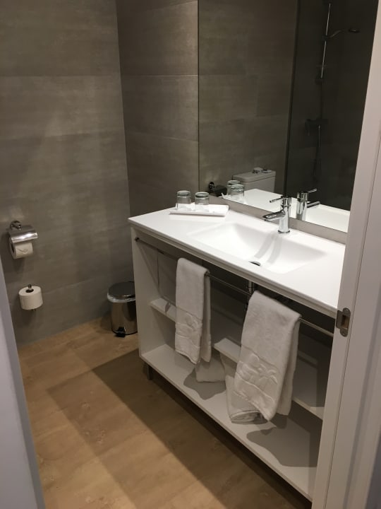 Zimmer HSM Regana - Adults Only