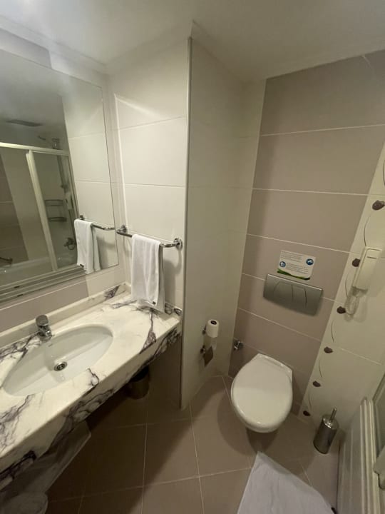 Zimmer Can Garden Resort