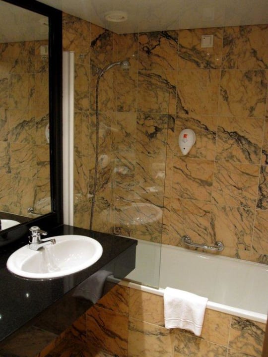 Ванная комната Park Inn by Radisson Danube, Bratislava Hotel