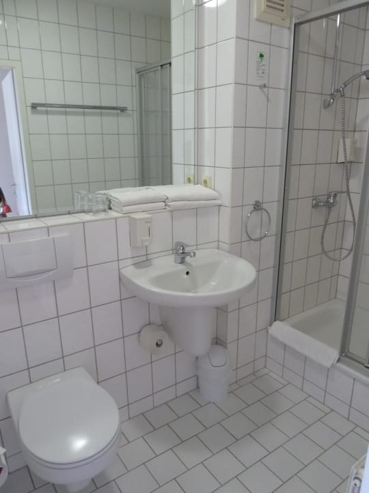 Unser Bad astral'Inn Hotel Leipzig/Astral New Budget Hotel