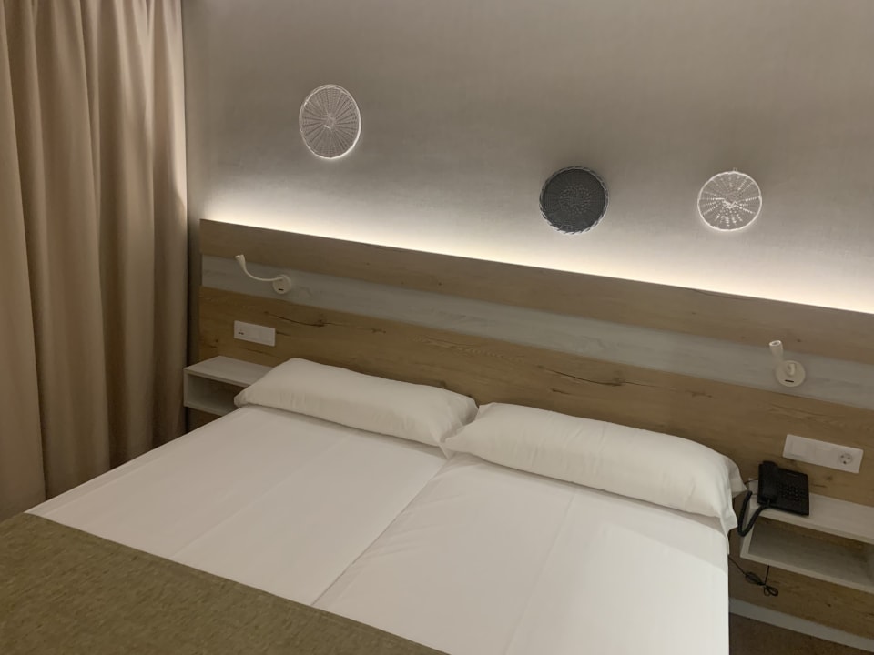 Zimmer Hotel Sant Jordi