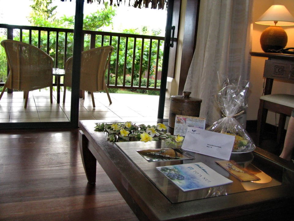 Wohnbereich Manava Beach Resort & Spa Moorea