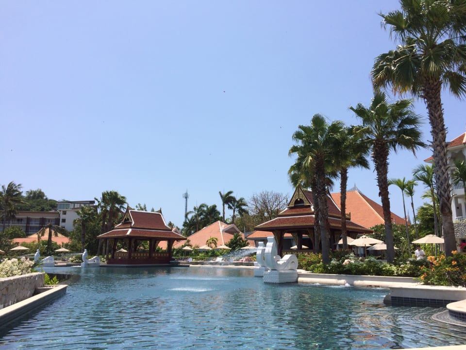 Pool Amatara Welleisure Resort