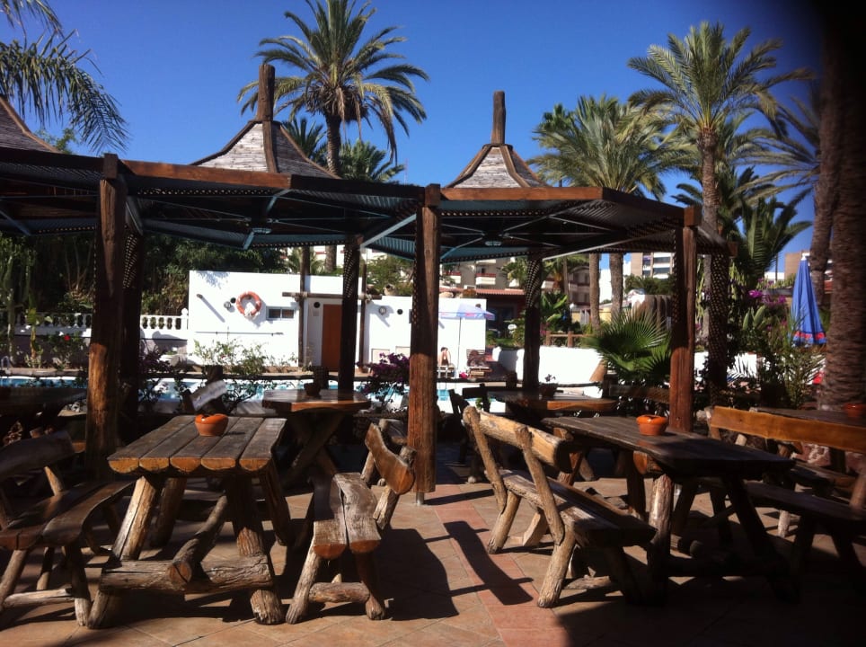 Gastro HL Miraflor Suites Hotel