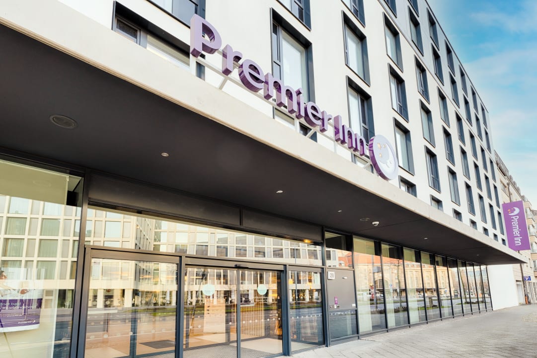 Außenansicht Premier Inn Leipzig City Hahnekamm Hotel
