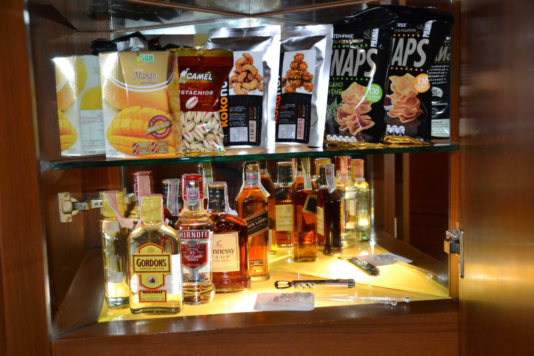 Minibar Hotel The Peninsula Bangkok