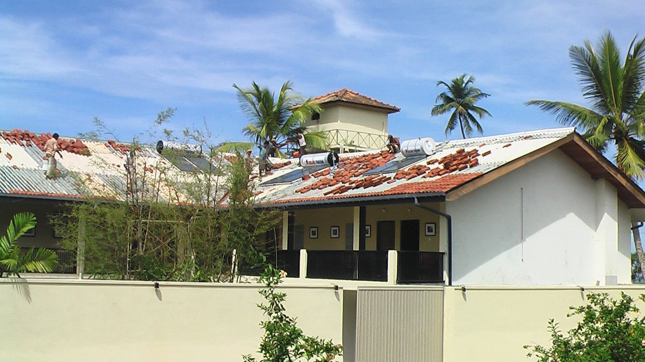 Bauabschnitt - Dacherneuerung  EKHO Surf