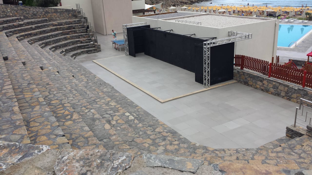 Theater Atlantica Mikri Poli Crete