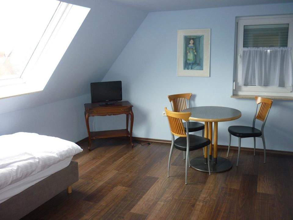 Zimmer Gästehaus Schmitt