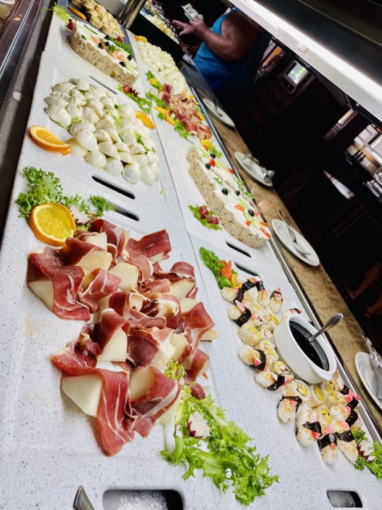 Gastro Hotel Riu Karamboa