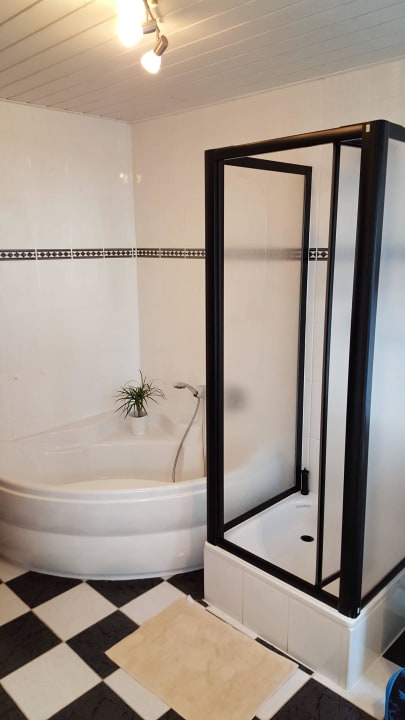 Badezimmer Ferienwohnung in Zwenkau