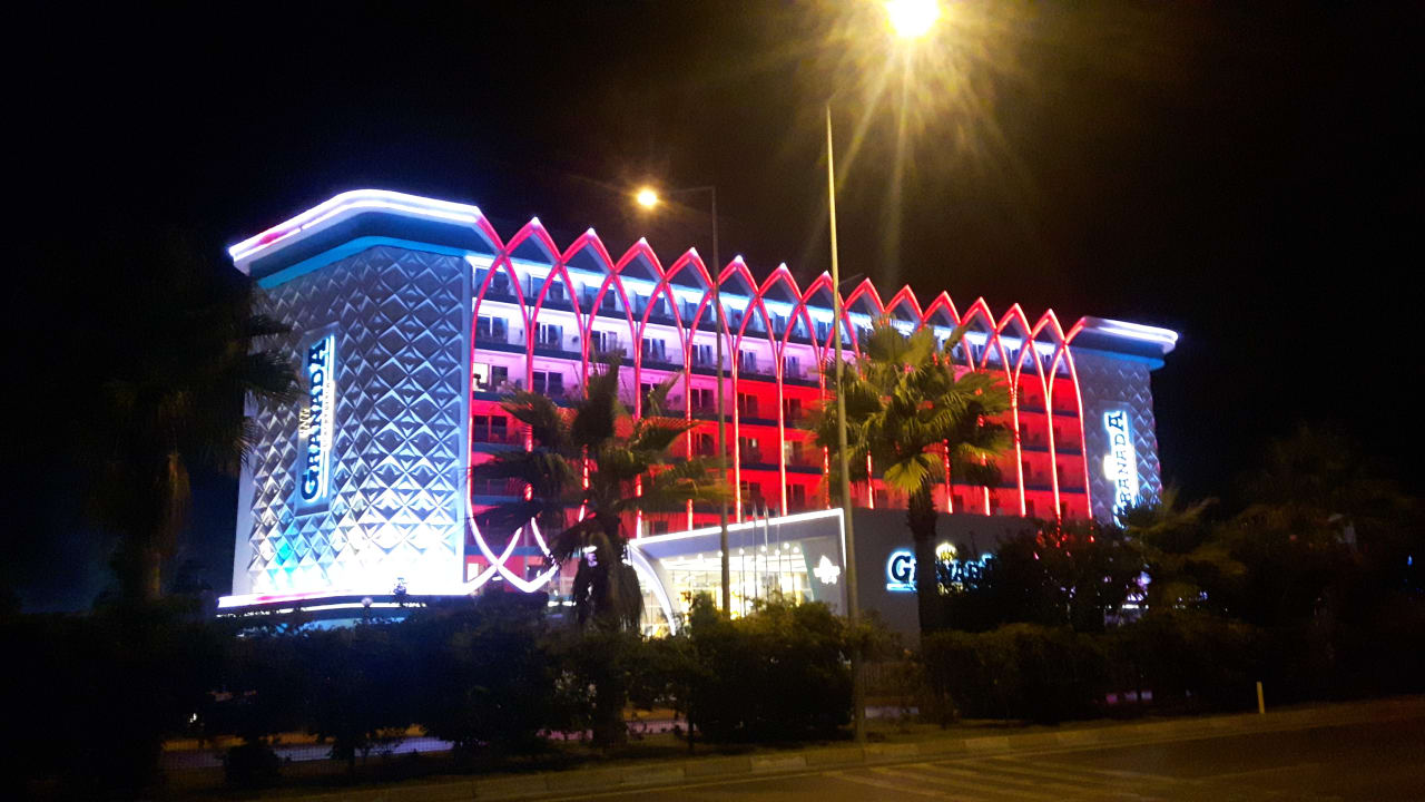 Außenansicht Granada Luxury Beach