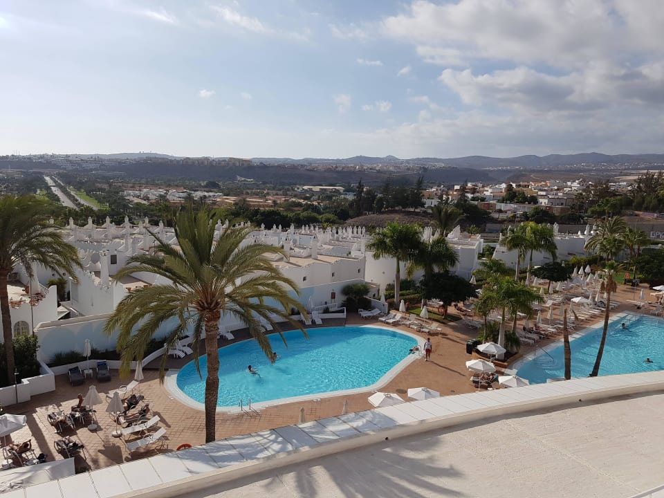 Poolblick vom Zimmer  Sunprime Atlantic View